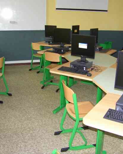 个人电脑教室-SPS Uhersky Brod-捷克共和国