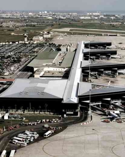 巴塞罗那机场的二号航站楼