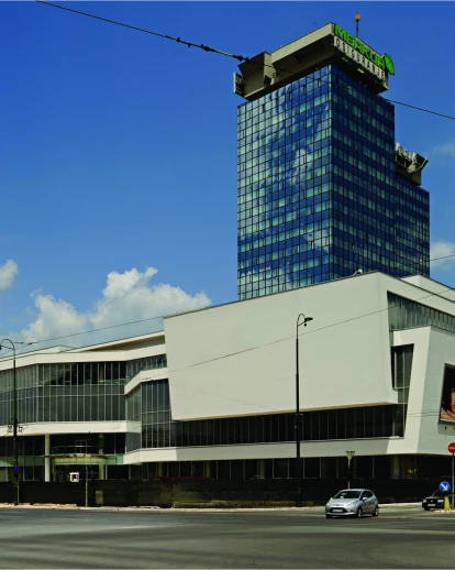 波斯尼亚结-阿尔塔购物中心