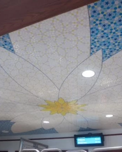 Mosaico Digitale天花板安装CTA芝加哥地铁站