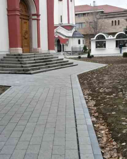 塞尔维亚克拉古耶瓦茨的国会教堂